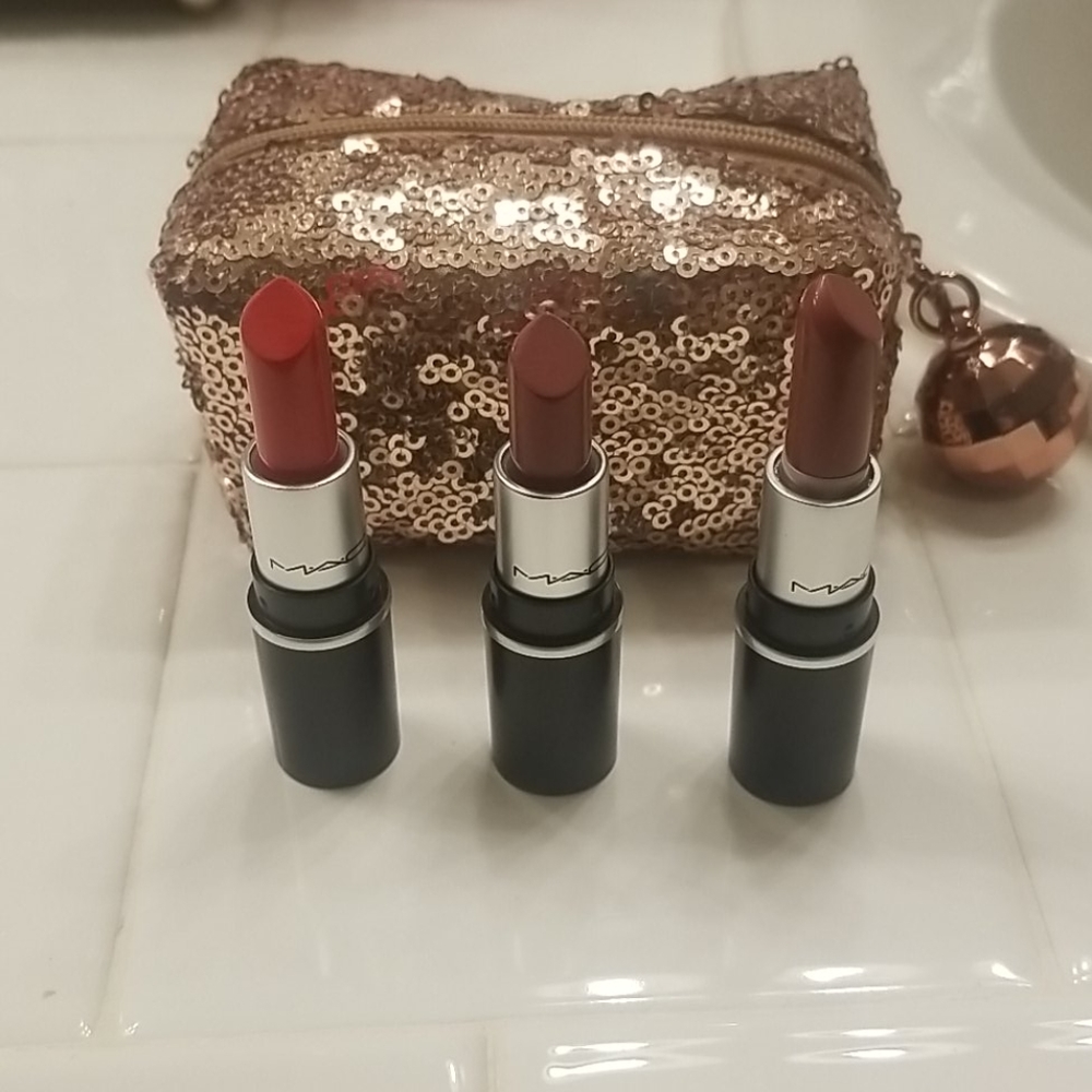 MAC minature lipsticks w/mini makeup case